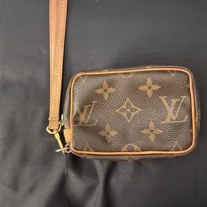 Authentic Louie Vuitton small bag